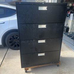 File Cabinet And Wall Divider - Free