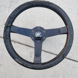 Momo Volvo R Sport STEERING WHEEL.