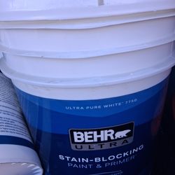 7750 ultra pure white