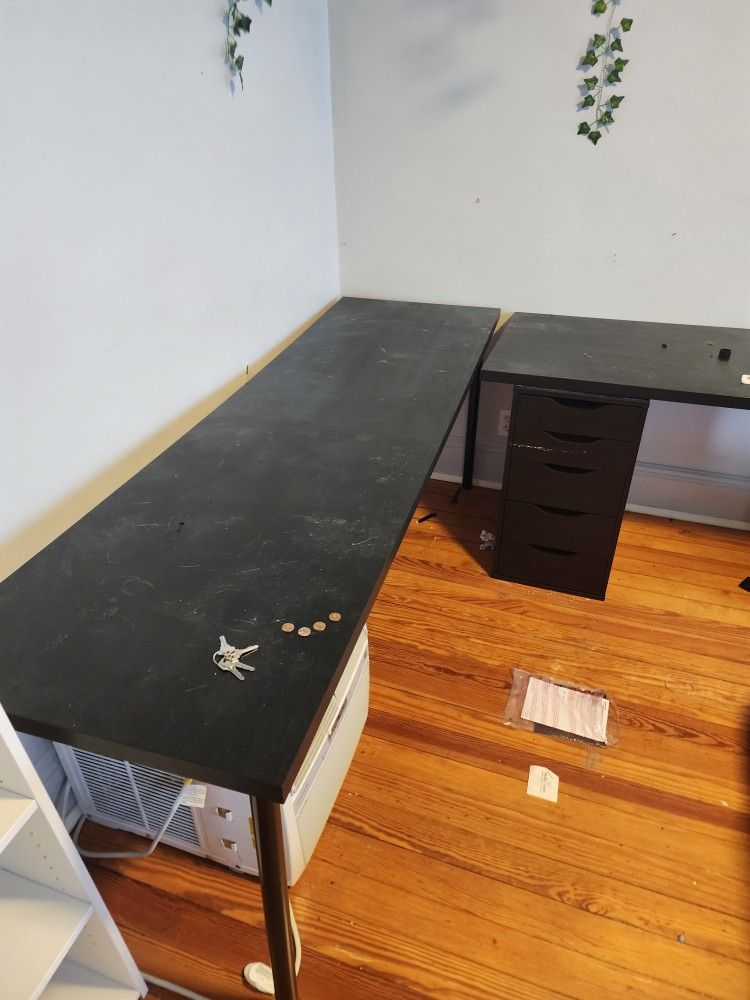 Computer Desk