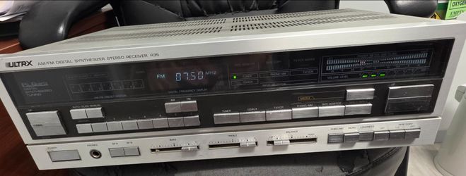 Ultrx R35 Digital Stereo Receiver