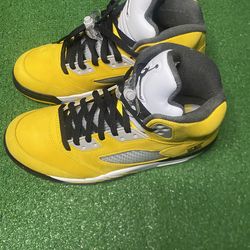 Air Jordan retro 5 Tokyo Size 10 in great condition with shoe box and laces