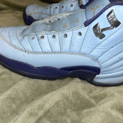 Jordan 12 Retro  Hornets