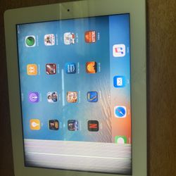 iPad 2nd Generation 16gb (screen Is Broke But Works)