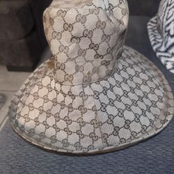 Authentic Gucci GG Monogram Wide-Brim Hat – Women’s Designer Hat 