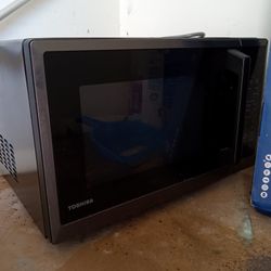 Toshiba Microwave 
