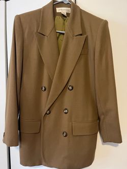 Woman’s suit