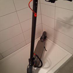 Volpom Electric Scooter 