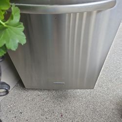 Kitchen Aid Dishwasher