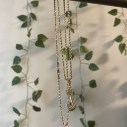 24in Rope Diamond Cut 10k SOLID Gold Chain WITH J Pendant.