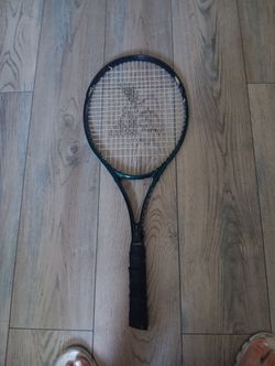 Tennis Racket