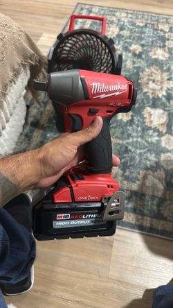 1/2” Square-Pin IMPACT WRENCH with 6-0 Battery BRAND New.. to take off Tires 🛞.. $350
