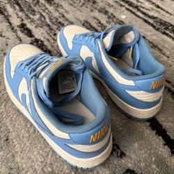 Nike Dunk Low Sneakers 