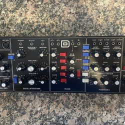 Behringer Model D Analog Synthesizer