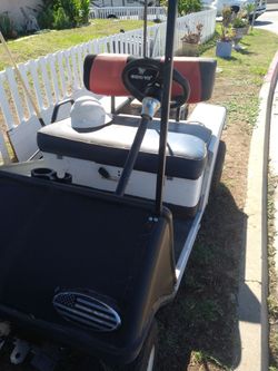 Golfcart  , white, good condtion