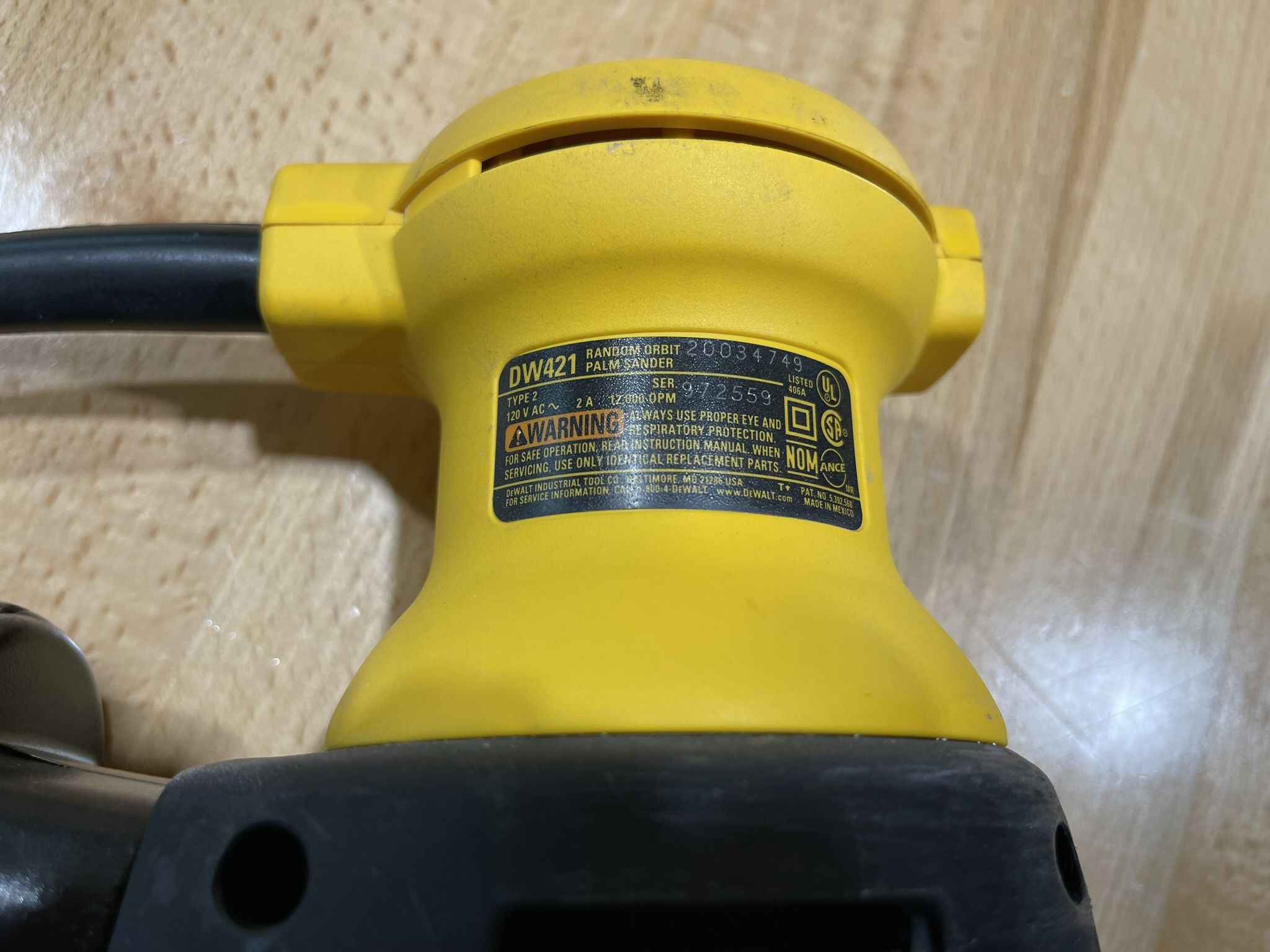 DEWALT DW421 Orbital 5” Sander