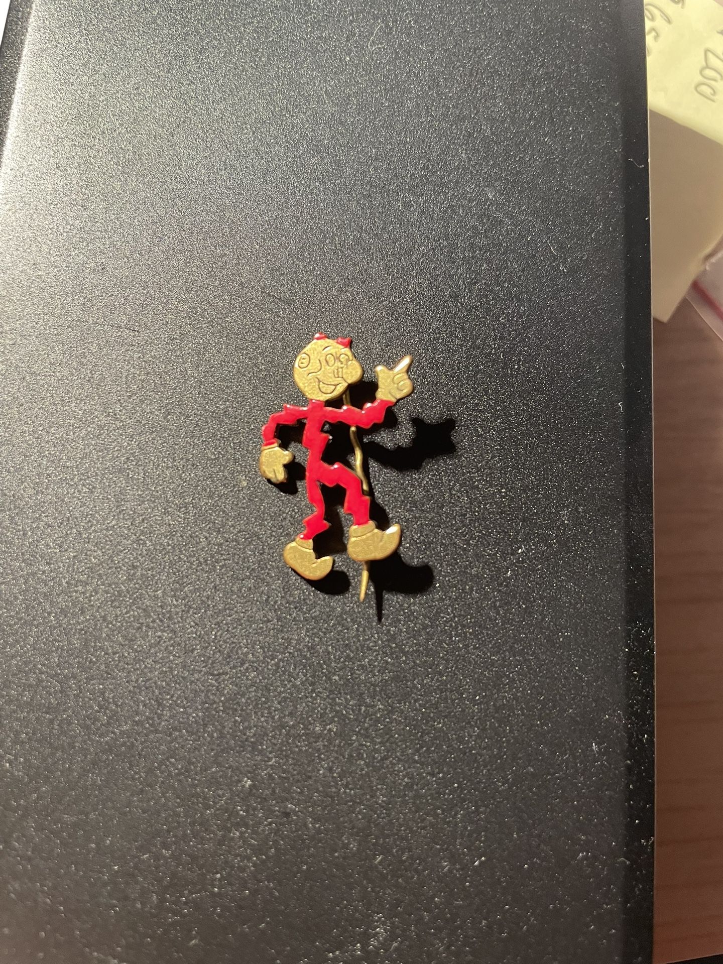 Reddy Kilowatt Lapel Pin