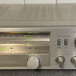 Vintage Sony STR-V25 Stereo Receiver 