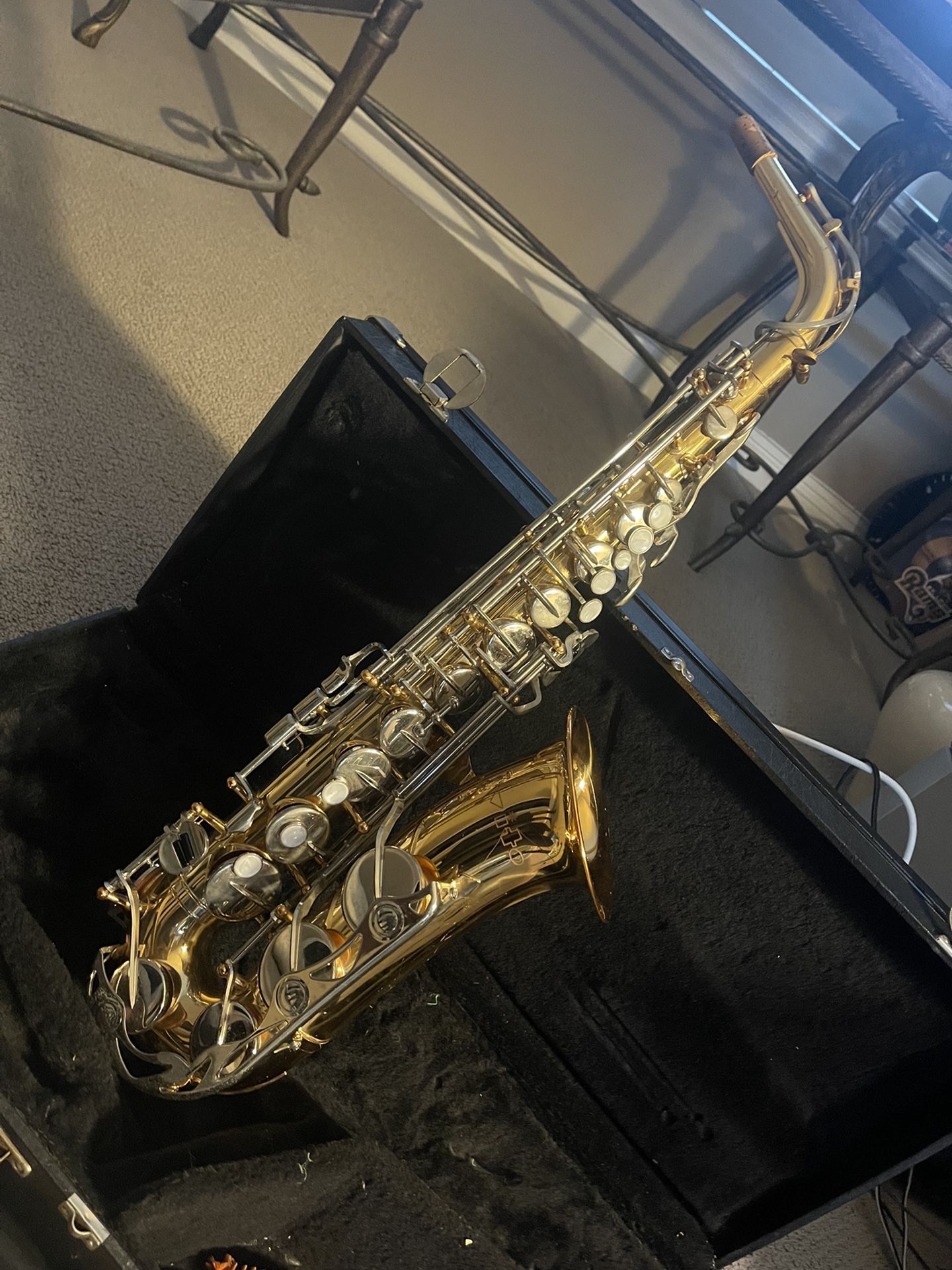 Vito Alto Saxophone 