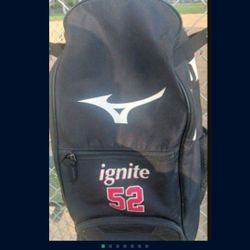 Mizuno Youth"" Baseball Equipment Bag SEE PICS) GOOD SIZE LOCATED IN GLENDORA  CHECK OUT MY PAGE ALOT OF BASEBALL EQUIPMENT FOR SALE "CHEAP "