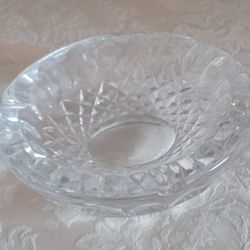 Vintage  Crystal Thumbprint 5" Ashtray. (Unbranded)
