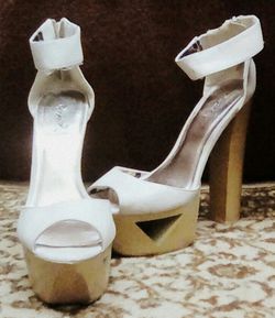 4" wood heel size 7.5