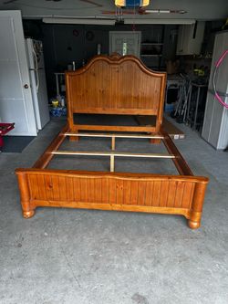 Queen size Headboard,Footboard and frame