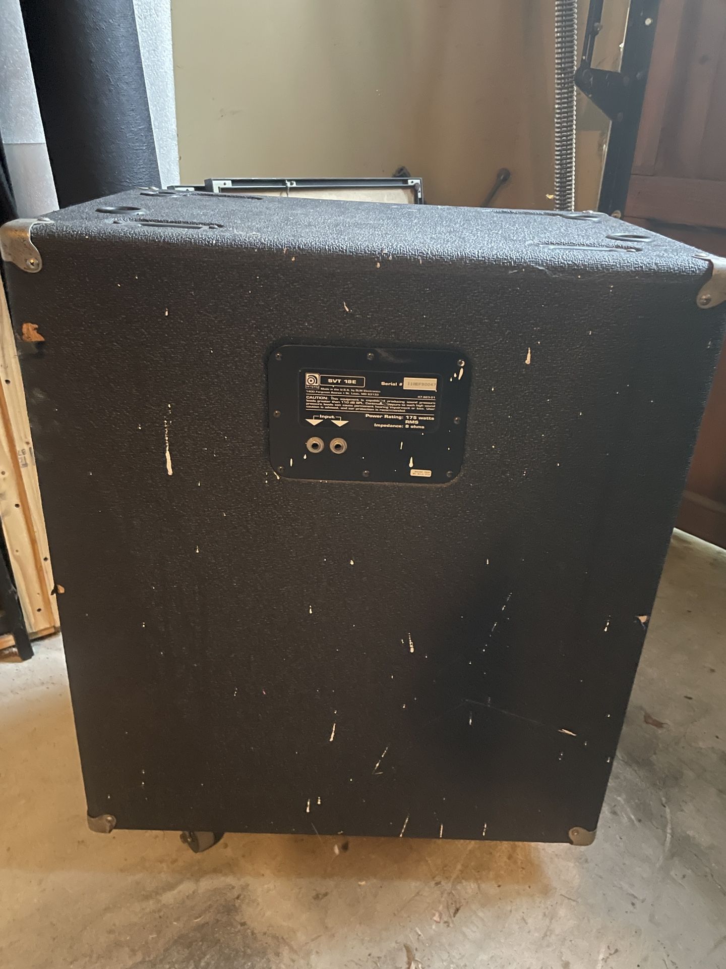 Ampeg SVT 18E 175rms 8ohm 18 USA Speaker Cabinet For Sale In Los Ampeg SVT 18E 175rms 8ohm 18 USA Speaker Cabinet For Sale In Los