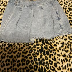 Button Over Skirt 