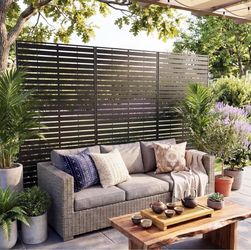 Large Metal Privacy Screen - New