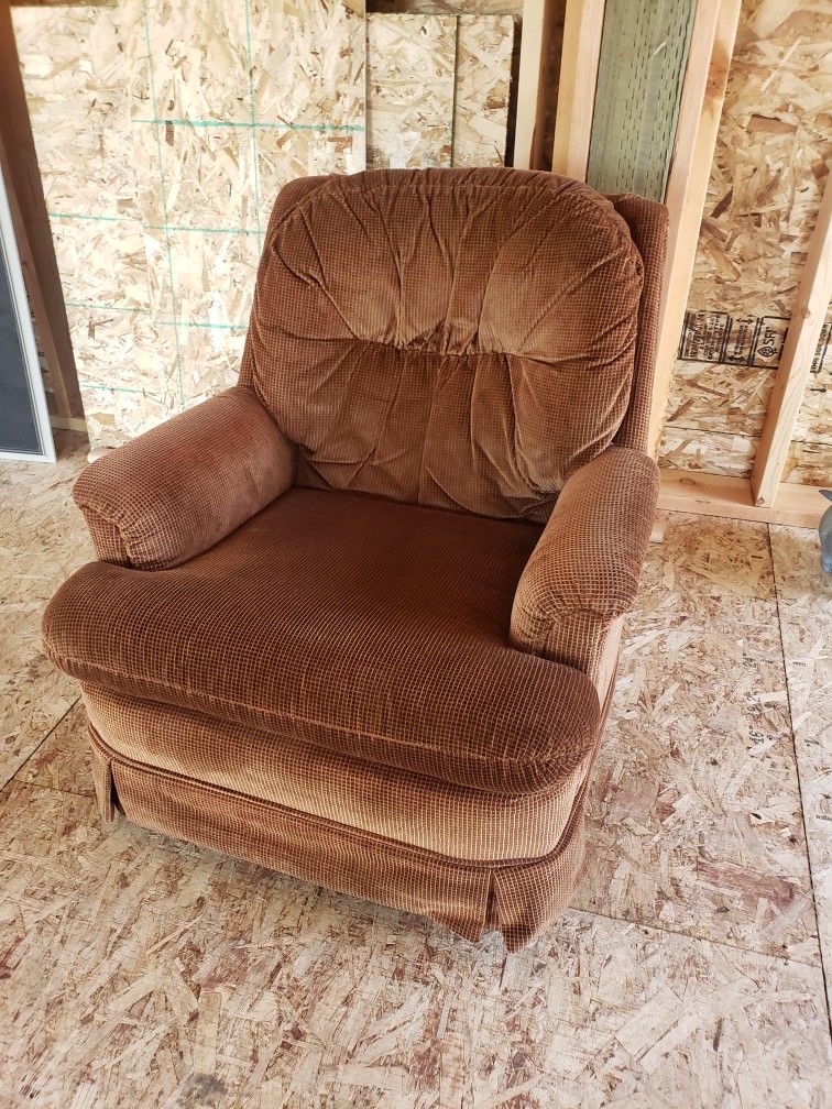 Rocking Chair/dining Table 2 Chairs