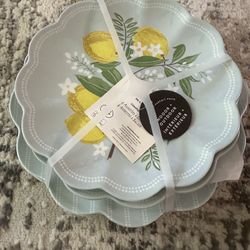 🍋 Laura Ashley Melamine Dinnerware Set – 8 Pieces (Plates) – Brand New 🍽