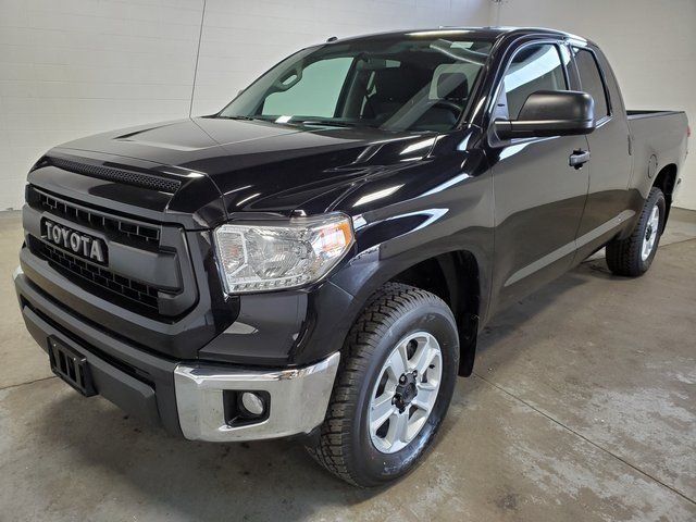 2016 Toyota Tundra 4WD Truck