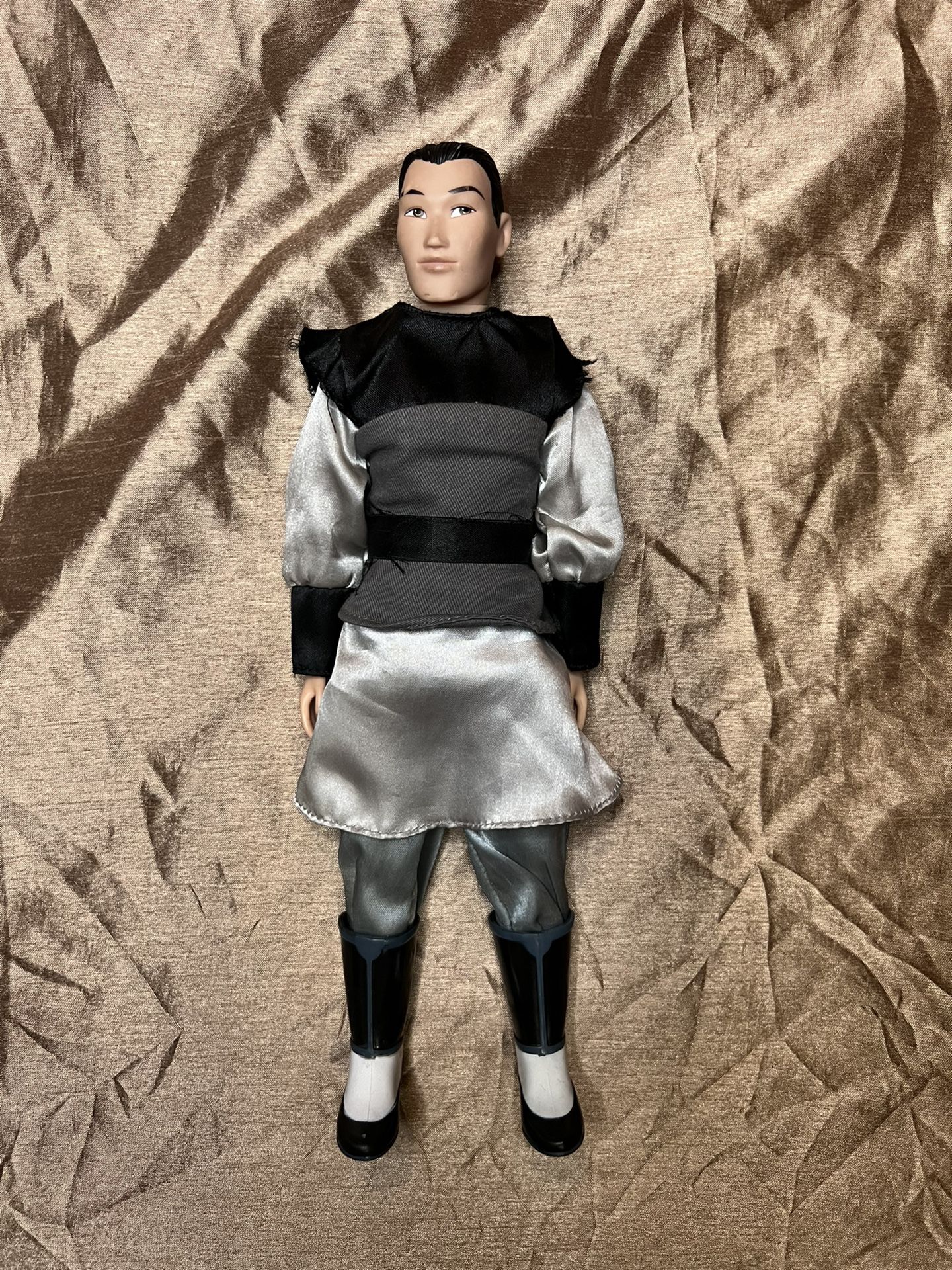 Disney store Li Shang Collector Doll Mulan toy figure Barbie Ken doll 