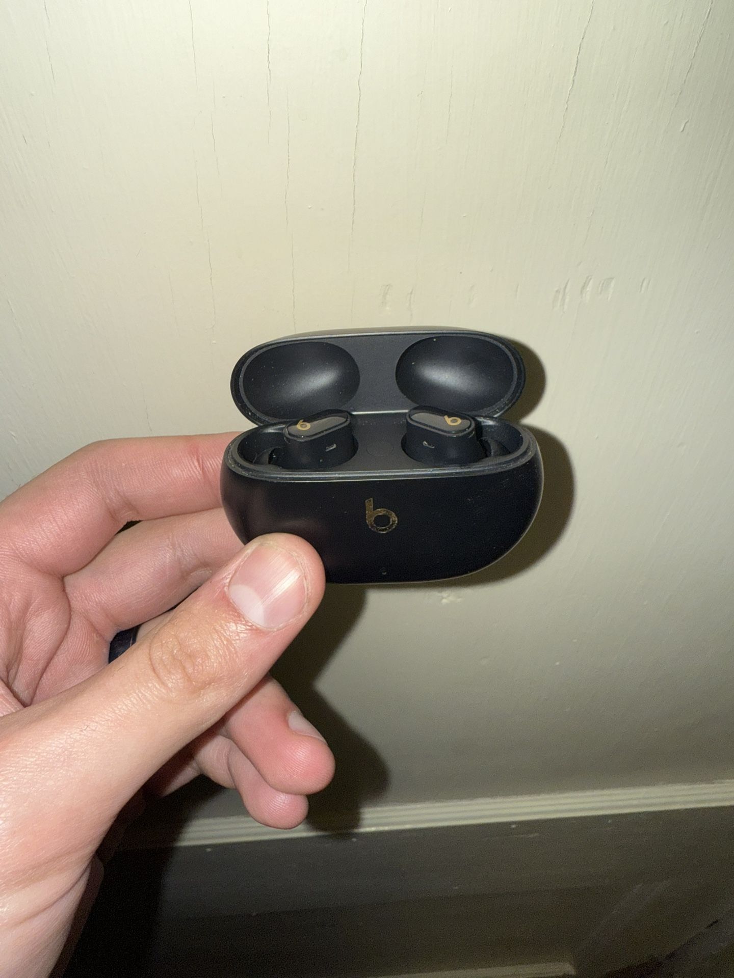 Beats Studio Bud’s +