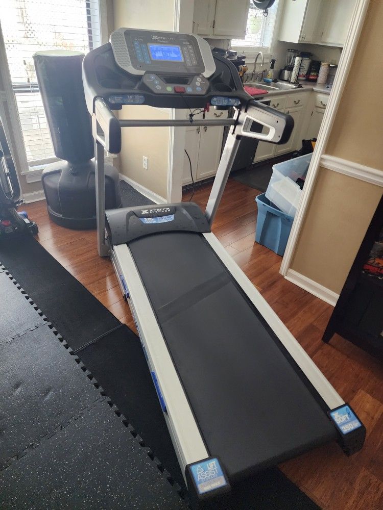 Xterra Treadmill Trx4500