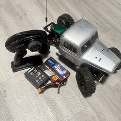 Rc cars scx10 price $750 negotiable write to me and make me an offer