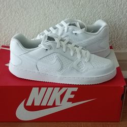 Nike Multiple Sizes See Below