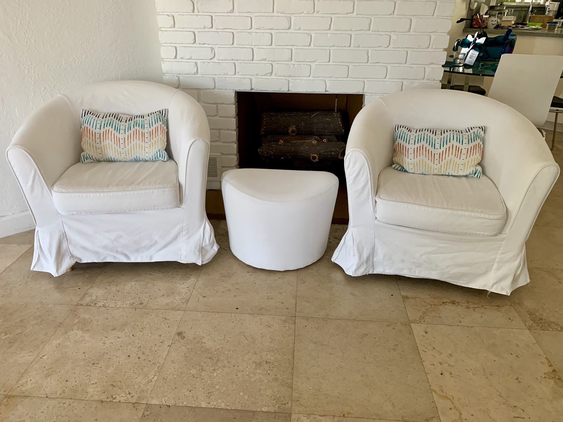 Tullsta Arm Chairs And Ottoman/table  Set