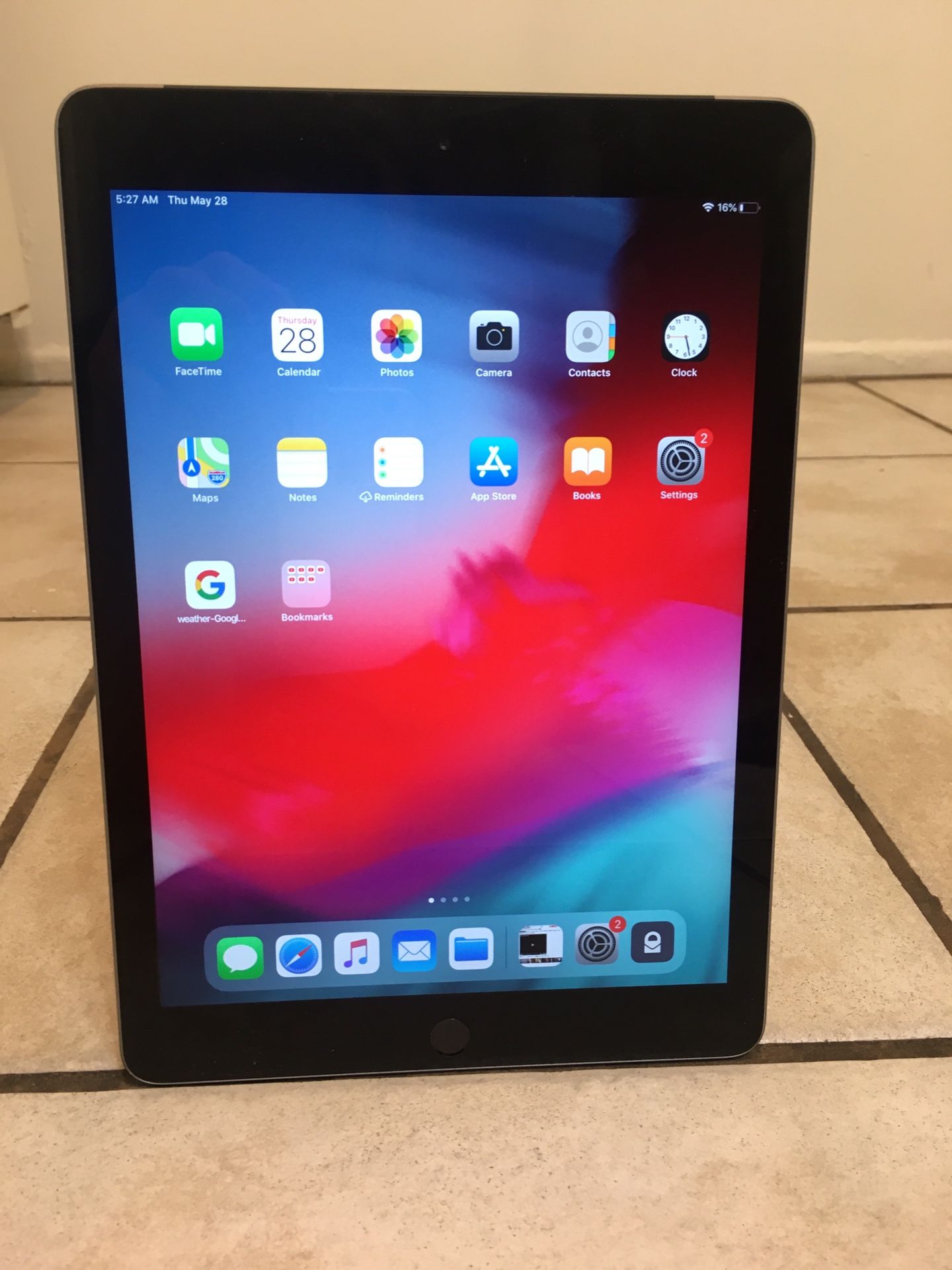 iPad 32 GB sixth-generation