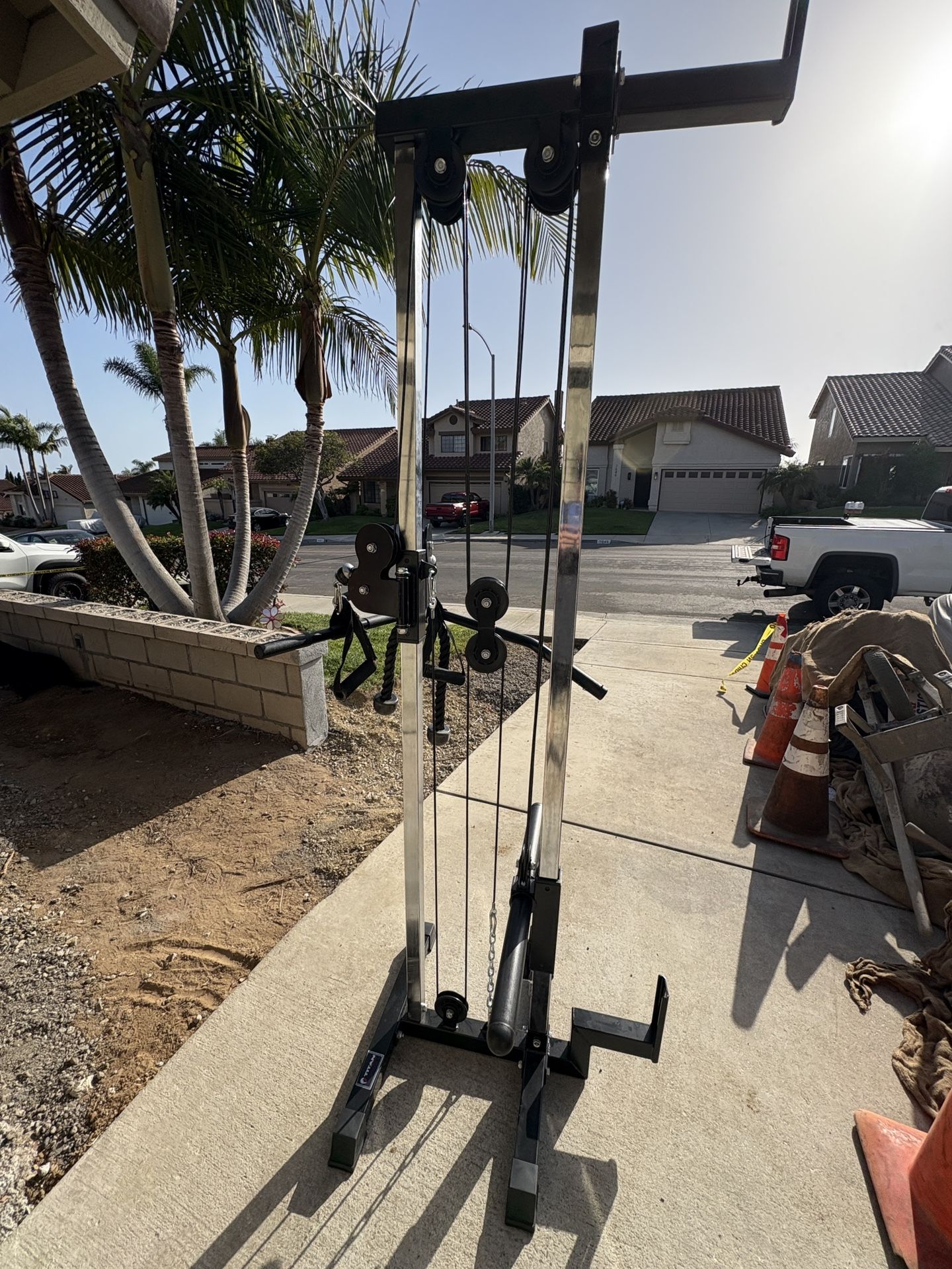 Titán Fitness Wall Mounted Cable Machine
