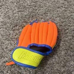 Kids baseball gloves