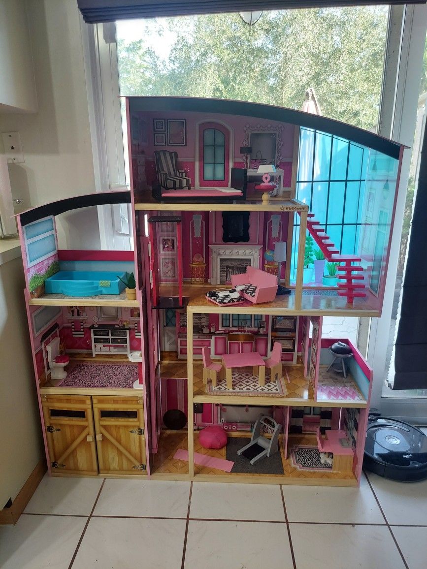 Kids Kraft Wooden Doll House LIKE NEW!!!