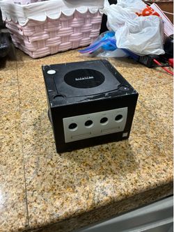 Nintendo GameCube console in Jet Black.