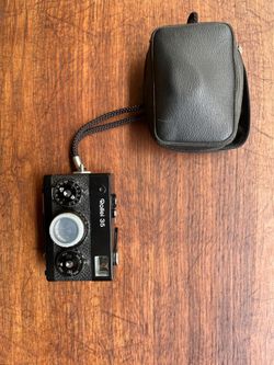 Rollei 35 (Singapore)