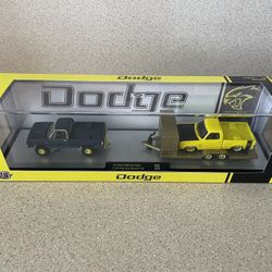 M2 1974 Dodge W200 Power Wagon & 1978 Dodge Truck Adventurer 150 CHASE