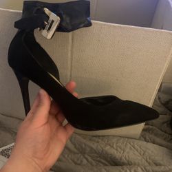 Guess Heels 