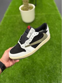 Travis Scott x Wmns Air Jordan 1 Retro Low OG SP 'Olive'