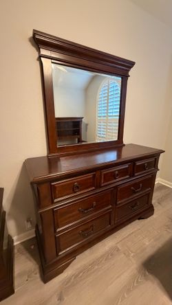 Dresser with mirror