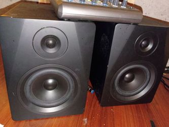 Rockvilla Active Monitors with Mixer